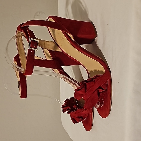 Vince Camuto Ted Seude Sandal - Picture 3 of 4